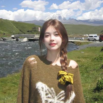 坠楼后我成了她